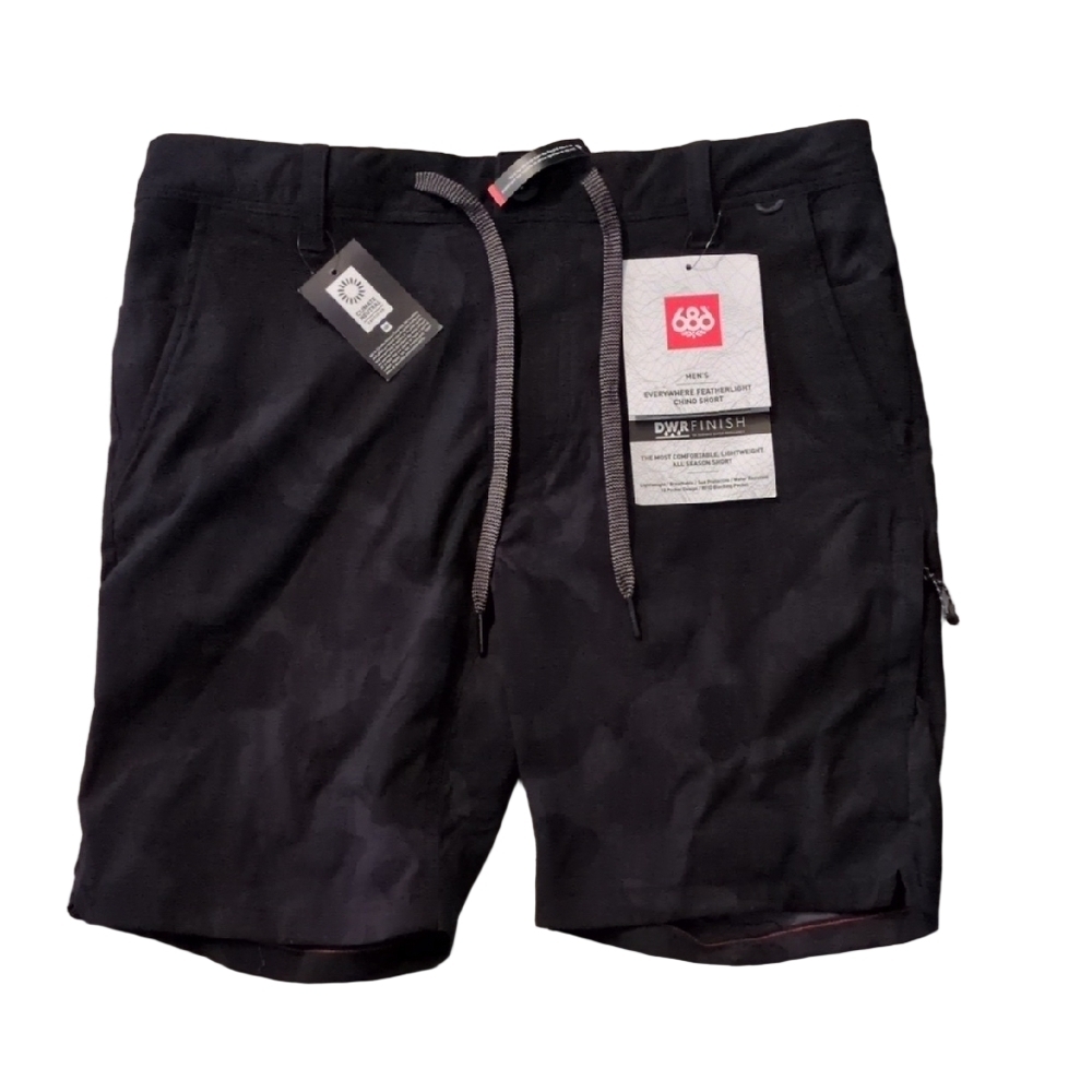 686 Everywhere Featherlight Black Chino Shorts Size 30x8